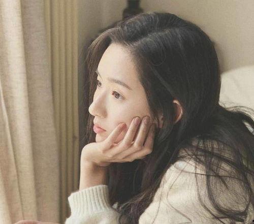 吃瓜博主娱乐圈博主,揭秘吃瓜博主与娱乐圈博主背后的故事